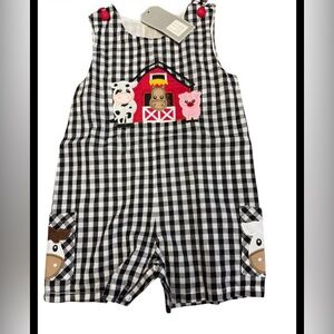 NWT Black Gingham Farm animals & barn Shortalls SZ 2T